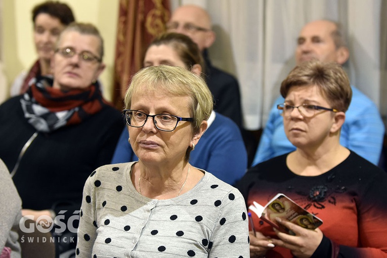 Wykład o fałszywych obrazach Ducha Świętego