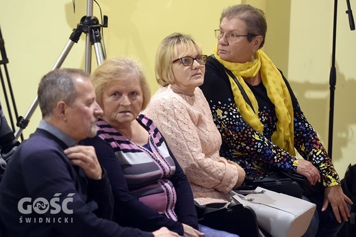 Wykład o fałszywych obrazach Ducha Świętego