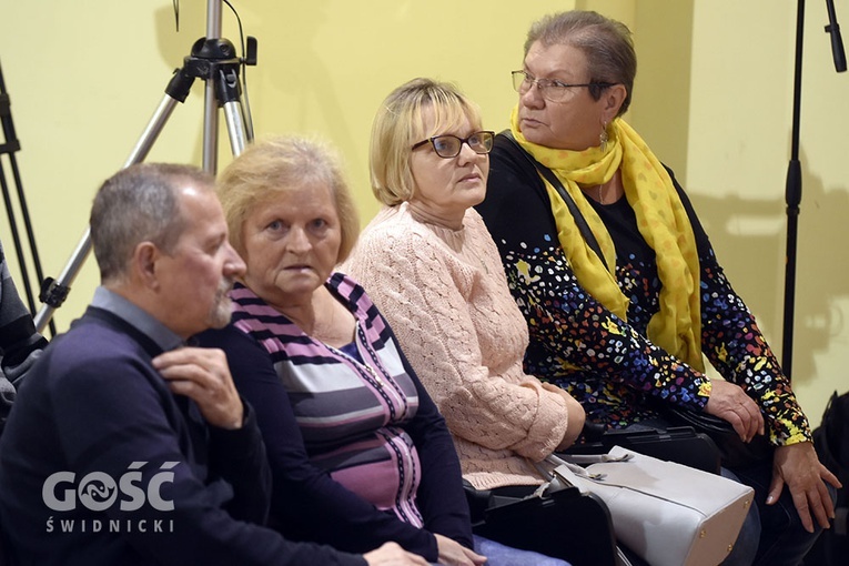 Wykład o fałszywych obrazach Ducha Świętego