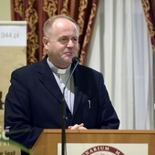 Ks. prof. Andrzej Kobyliński w świdnickim seminarium.