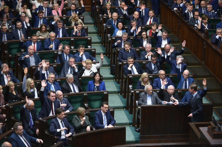 Sejm udzielił wotum zaufania rządowi Mateusza Morawieckiego