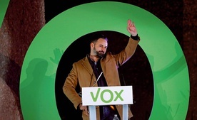 Santiago Abascal. Jego partia VOX jest nową siłą na hiszpańskiej scenie politycznej.