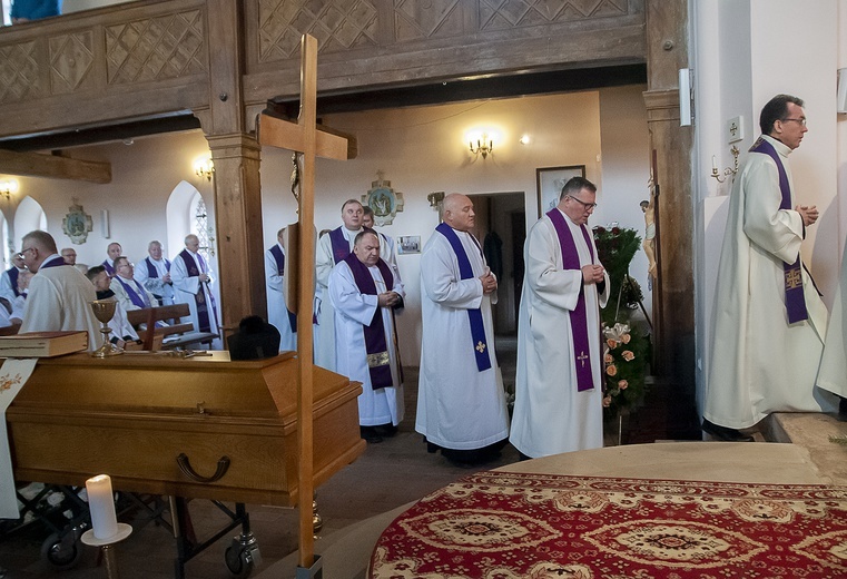 Pożegnanie ks. Piotra Neumanna, cz. 2