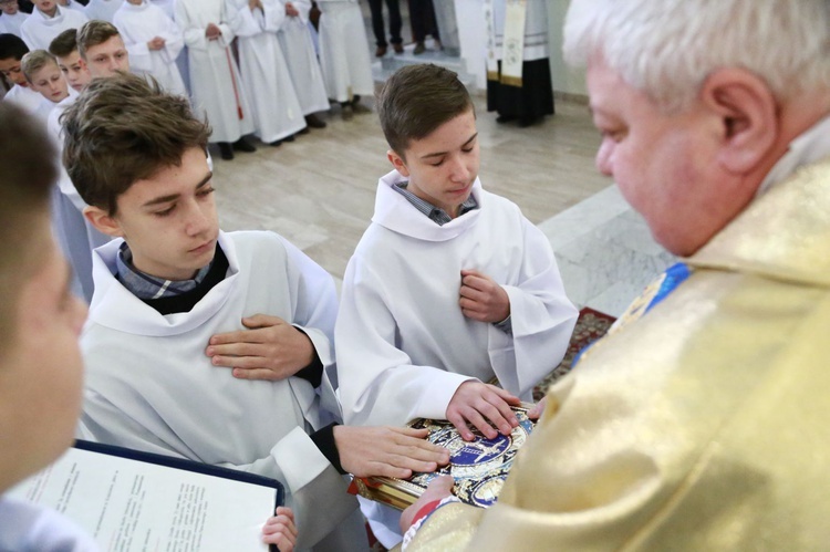 Błogosławieństwo lektorów u MB Fatimskkiej w Tarnowie