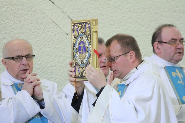 Błogosławieństwo lektorów u MB Fatimskkiej w Tarnowie