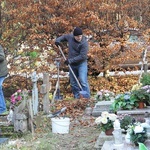 "Iskierka pamięci" na cmentarzu