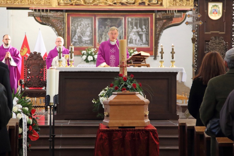 Msza św. pogrzebowa w intencji śp. Zbigniewa Jujki została odprawiona w bazylice Mariackiej w Gdańsku.