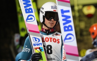 Polscy skoczkowie narciarscy na trzecim miejscu w Wiśle