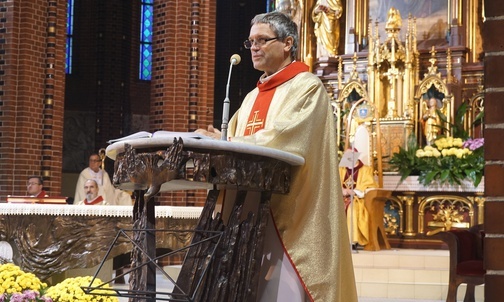 Bp Iwanecki: Jak ważne jest, aby przywrócić królowanie Boga 