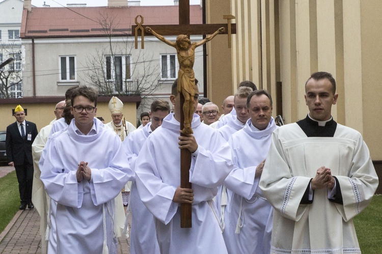 Konsekracja kościoła MB Saletyńskiej we Włochach