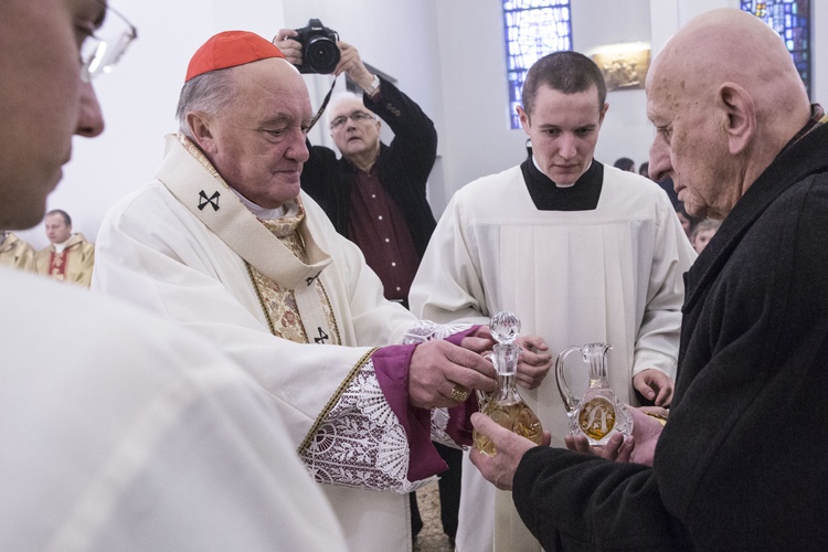 Konsekracja kościoła MB Saletyńskiej we Włochach