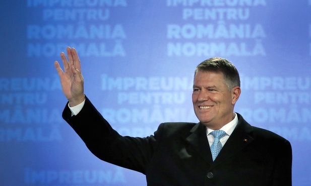 Niemiec z pochodzenia prezydentem Rumunii. Będzie rządził krajem razem z premierem, z pochodzenia Węgrem