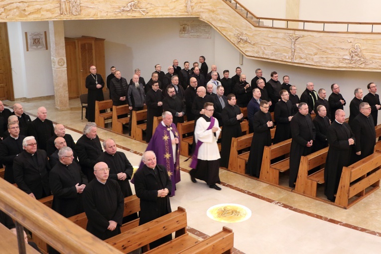 Konferencje formacyjne dla kapłanów