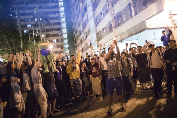 Kard. Tong o pokojowym przebiegu wyborów w Hongkongu