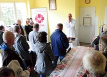 ▲	Msza św. z okazji III Światowego Dnia Ubogich w Zielonej Górze. 