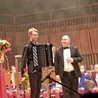▲	Podczas występów dyrygował D. Krajewski (stoi z prawej).