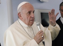 Papież: NIE dla broni nuklearnej powinno wejść do Katechizmu