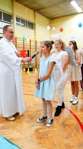 Bal świętych w Woli Rzędzińskiej