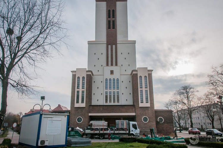 Nowe szaty kościoła Chrystusa Króla w Gliwicach