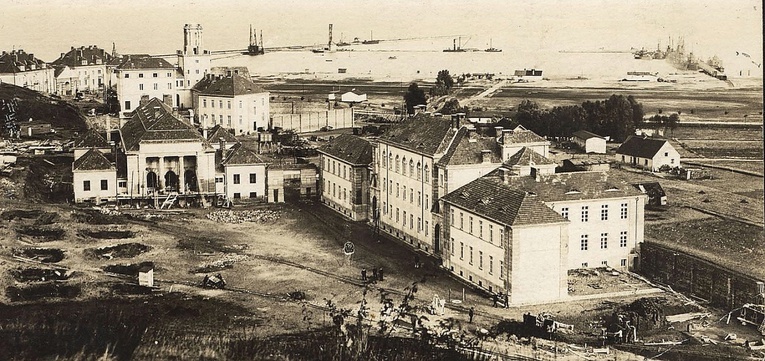 Jak rodziło się miasto - od piątku wystawa fotografii Gdyni lat 20. XX wieku