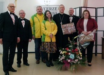 Honorowym gościem balu był bp Piotr Turzyński.