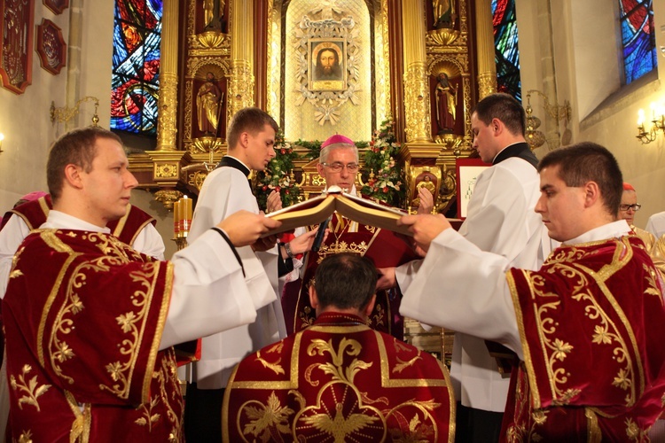 Święcenia biskupie ks. Andrzeja Jeża