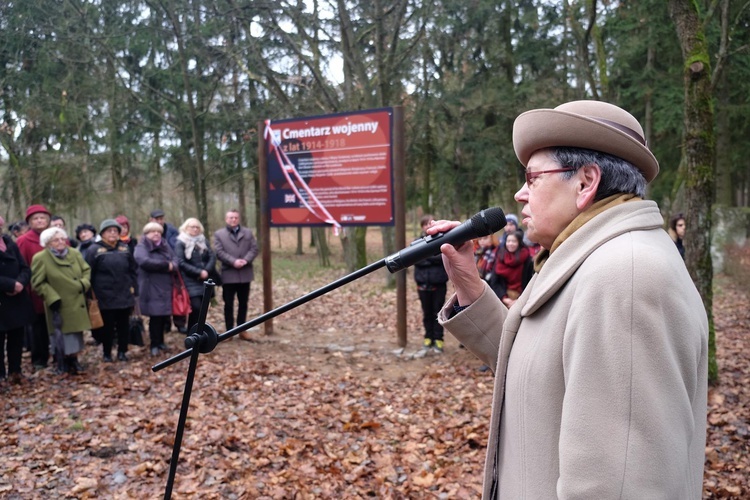 Odsłonięcie tablicy w Pile