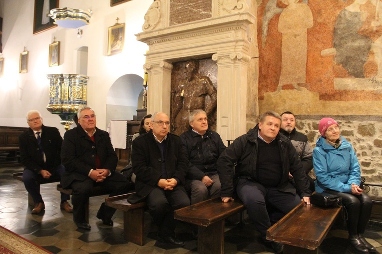 Gotyckie freski w czchowskim kościele