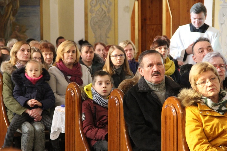 Uszew. Wprowadzenie relikwii św. Zygmunta Gorazdowskiego