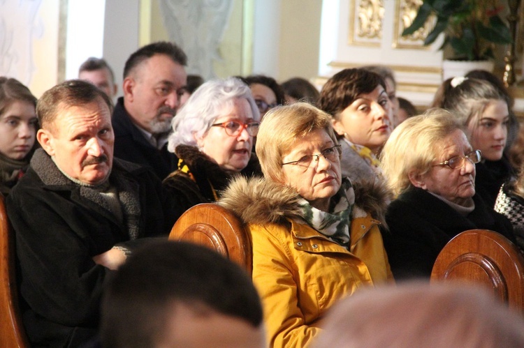 Uszew. Wprowadzenie relikwii św. Zygmunta Gorazdowskiego