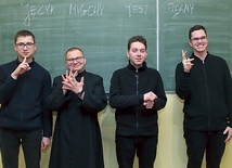 Zajęcia odbywają się we wtorki o 16.30 w WSD. Zgłoszenia należy kierować do ks. Dawida Andryszczaka  (tel. 534 723 526).