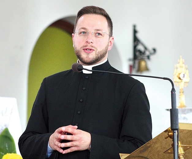 − Warto przyjechać do Krzeszowa – zaprasza ks. Przemysław.