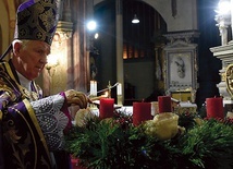 Biskup, wprowadzając w adwentowy okres, prosił wiernych o modlitwę w intencji swojego następcy.