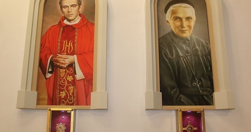 Instalacja relikwii JP II w Słupsku