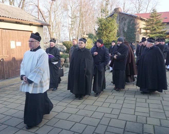 Pogrzeb kamilianina ojca Macieja Adamczewskiego 