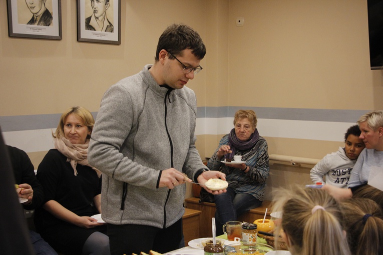 Roraty i śniadanie w Żyrardowie