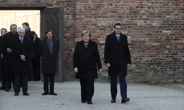 Merkel w Auschwitz-Birkenau: Odczuwam...
