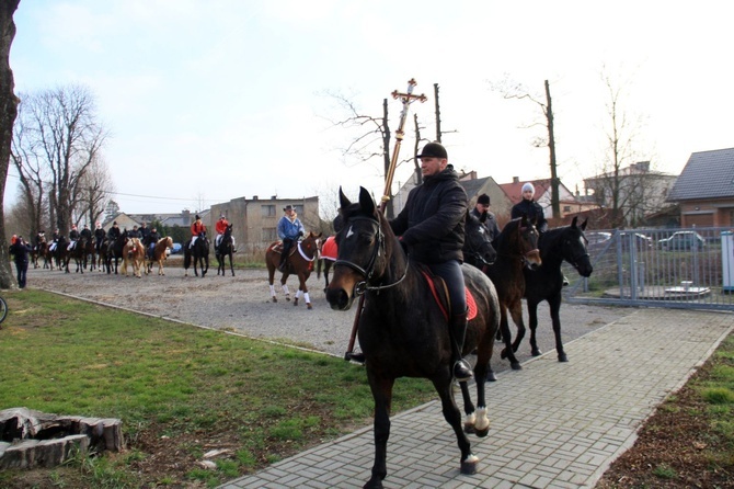 Procesja konna ku czci św. Mikołaja w Krzanowicach