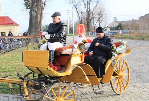 Procesja konna ku czci św. Mikołaja w Krzanowicach