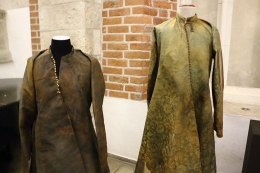 Krypty pod kosciołem franciszkanów w Krakowie