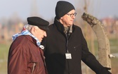Kanclerz Angela Merkel z wizytą w byłym obozie Auschwitz-Birkenau 