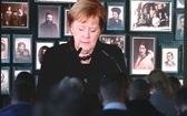 Kanclerz Angela Merkel z wizytą w byłym obozie Auschwitz-Birkenau 