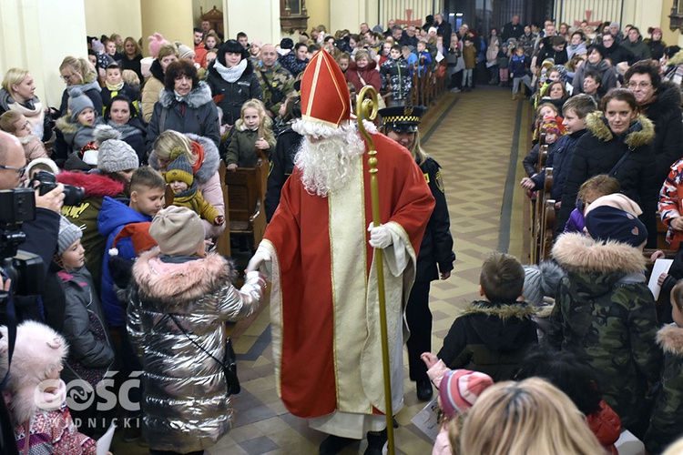 Św. Mikołaj w parafii pw. św. Jerzego i Matki Bożej Różańcowej