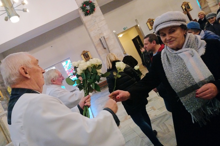 Koszalin. Róże dla Maryi