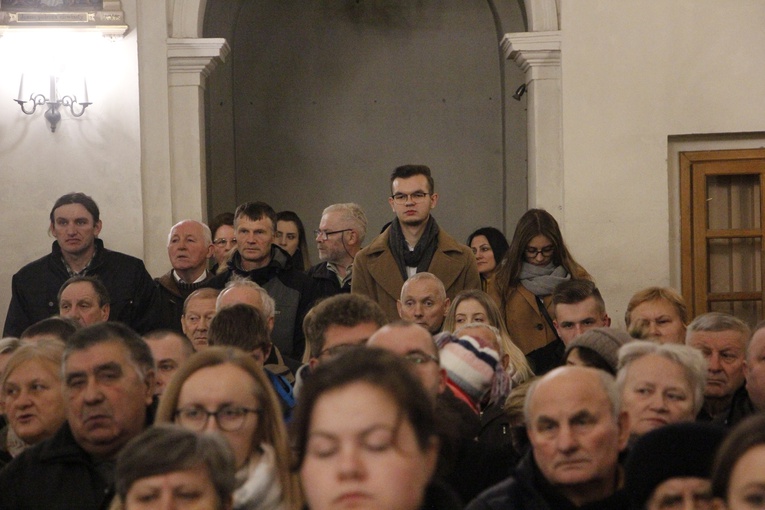Biała Rawska. Akatyst ku czci Matki Bożej