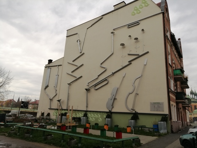 Dźwiekowy mural