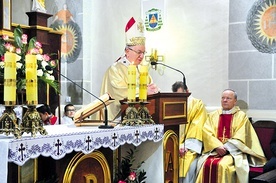 Eucharystia w dniu święta patrona stanowiła centralny punkt obchodów.