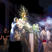 W diecezji sandomierskiej rozpoczął się Kongres Eucharystyczny.