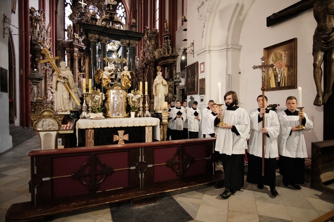 Msza trydencka podczas dni skupienia w Trzebnicy