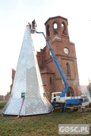 Zamknięcie kapsuły czasu do kościoła w Lutolu Suchym